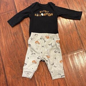 Carter's Halloween outfit